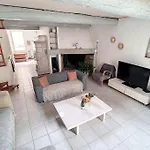 Coeur De Maison De Village Atypique Avec Terrasse Casa vacanze Fitou