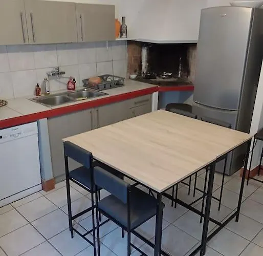 Coeur De Maison De Village Atypique Avec Terrasse Fitou
